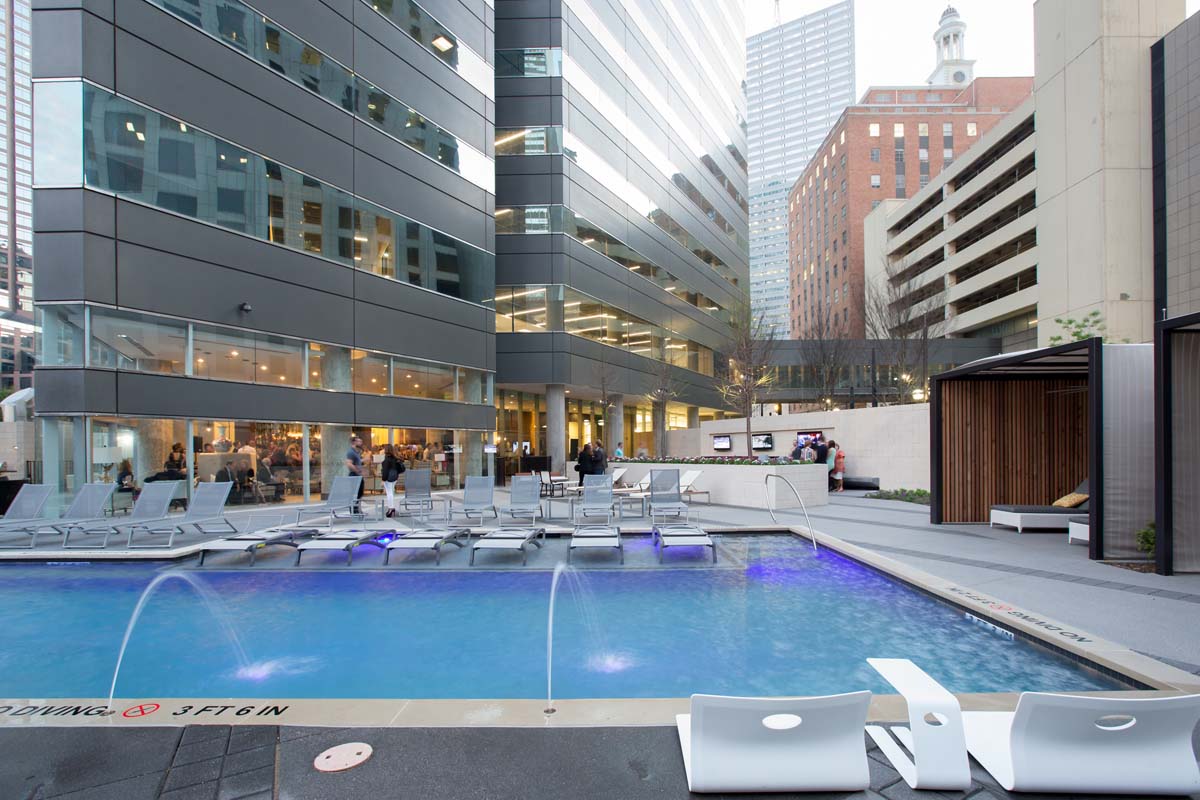 One Dallas Center High Rise Apartments in Downtown Dallas