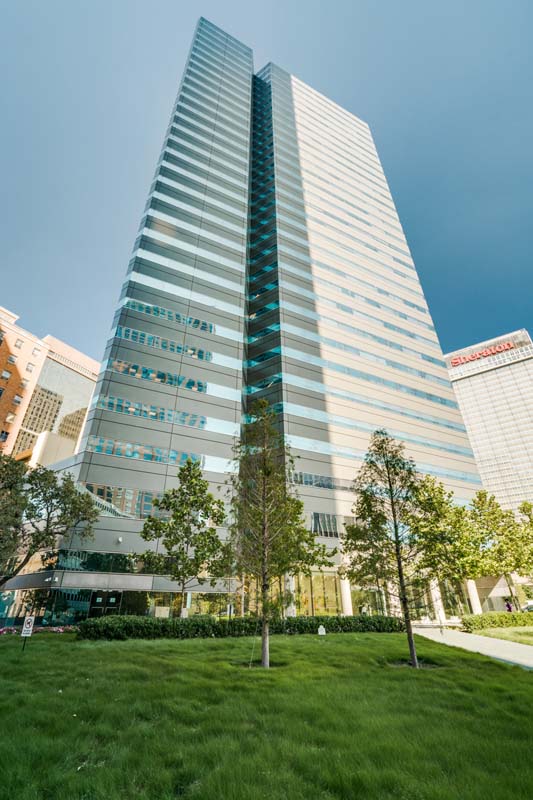 One Dallas Center High Rise Apartments In Downtown Downtown Dallas High Rise Apartments