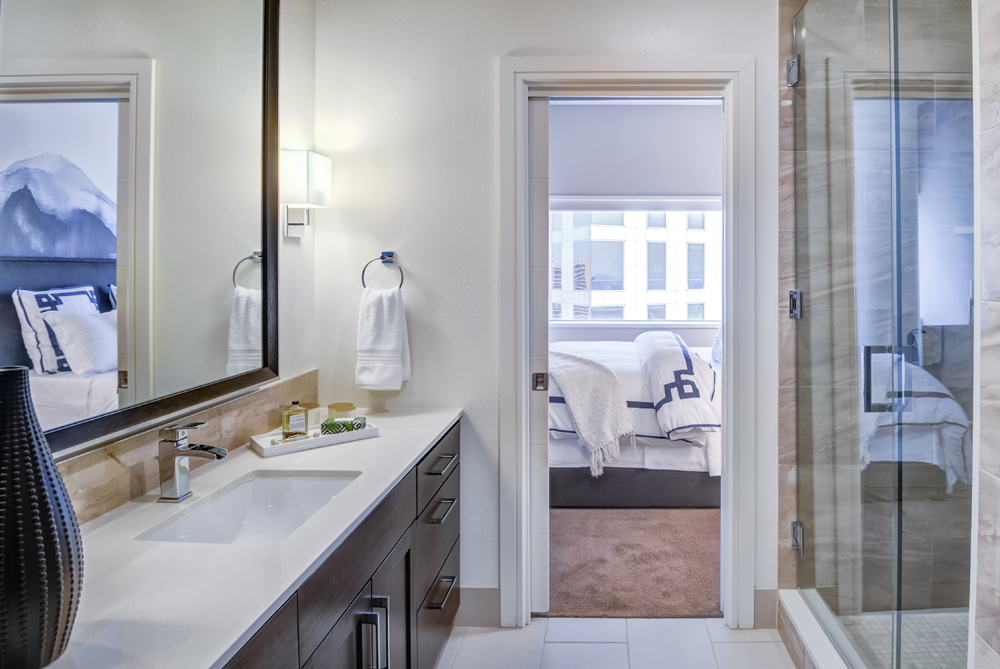 One Dallas Center High Rise Apartments in Downtown Dallas