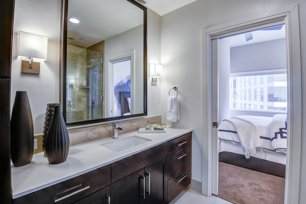 One Dallas Center High Rise Apartments in Downtown Dallas